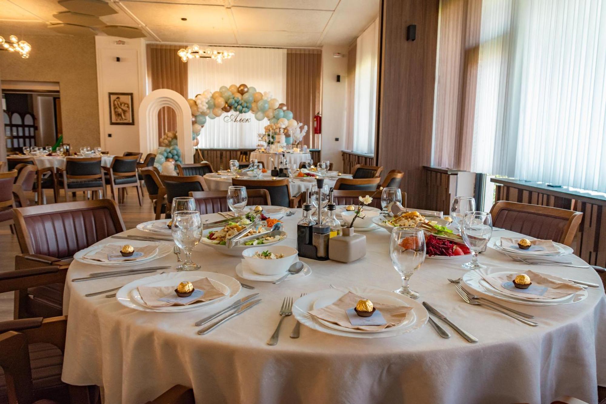 Hotel Montana Palace Крушево Экстерьер фото